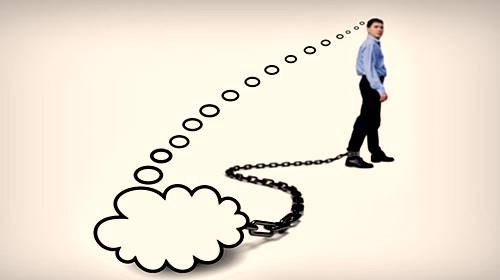 Creencias que sabotean tu negocio (aunque no te des cuenta)